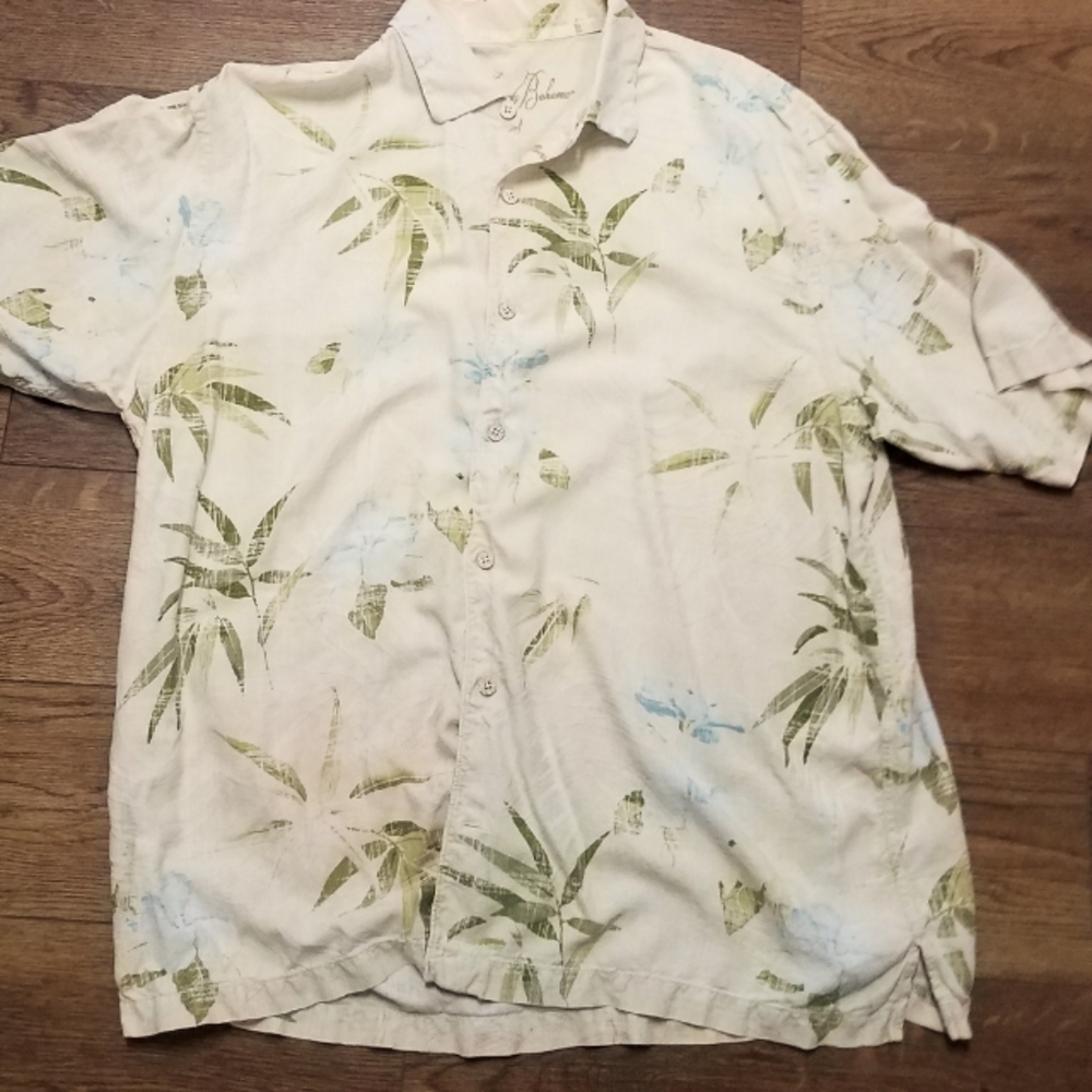 Tommy Bahama XL Men's button down shirt